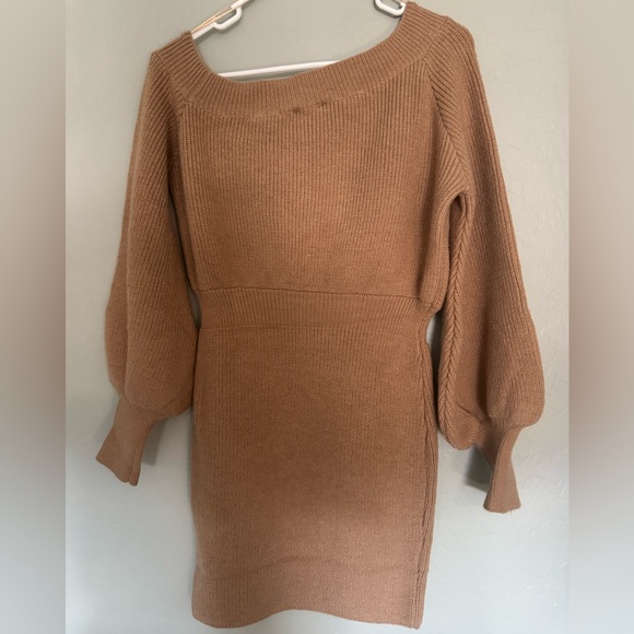 Line & Dot Revolve Rebecca Women's Off-Shoulder Sweater Dress Tan Natural Small - Picture 4 of 7